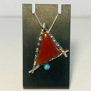 AGATE PENDANT WITH TURQUOISE ACCENT